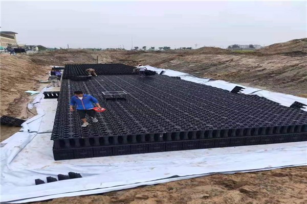 李子壩雨水回收利用系統(tǒng)多少錢(護(hù)源環(huán)保)